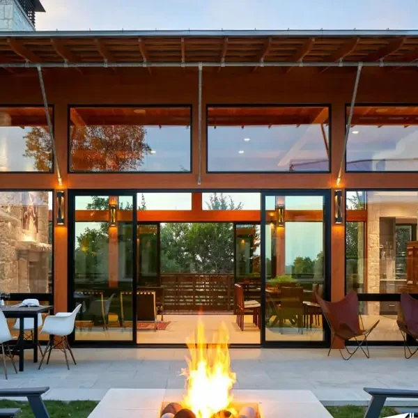 033 - LaCantina - Aluminium Clad - Multislide - Feature Doors - Pinnacle Window Solutions-min